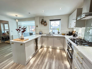 Photo 8- click for photo gallery